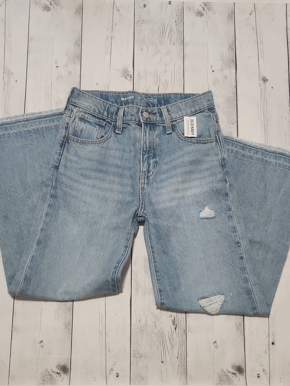 NWT Old Navy Girls Size 12 High Rise Baggy Wide Leg Distressed Light Wash Jeans.